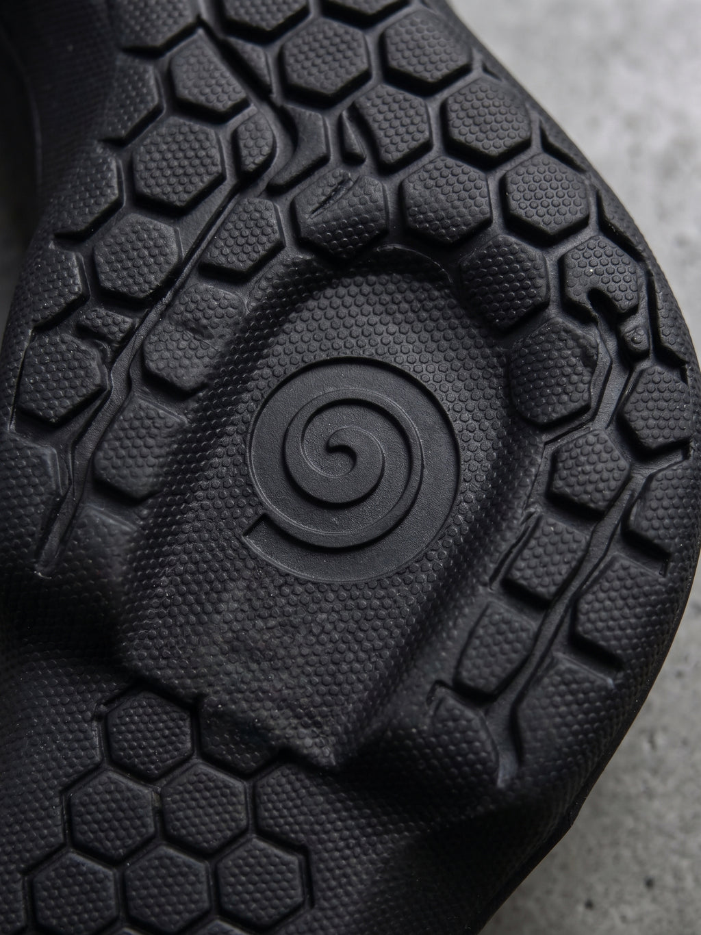 Springuru Classic Black Spring Dress Shoe